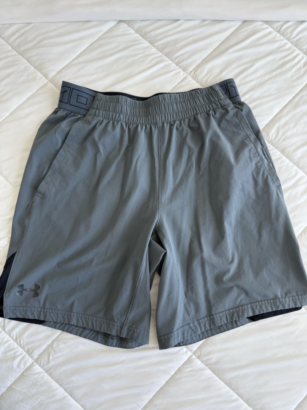 Under Armour Men's Grey Athletic Training Shorts